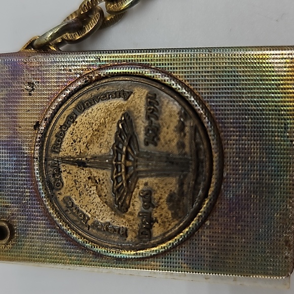 Oral Roberts University Expect a Miracle Prayer Tower Keychain - Picture 8 of 8